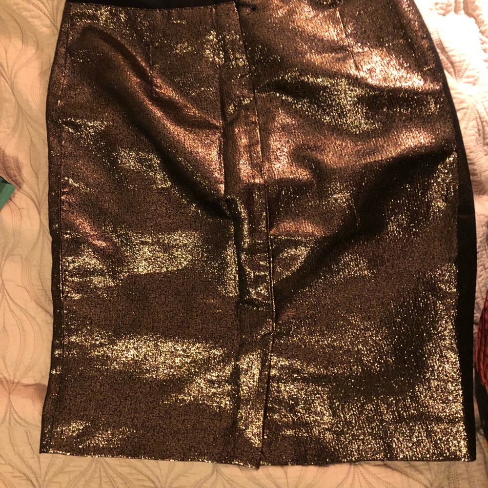 Tory Burch gold pencil skirt NWOT metallic brandy - Picture 8 of 8